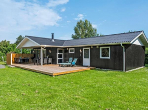 Holiday Home Iven - 300m from the sea by Interhome, Bogø By
